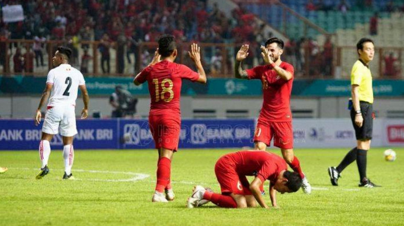 Comment แฟนบอลอินโดหลังทีมอินโดนีเซียเสมอฮ่องกง 1-1 นัดอุ่นเครื่อง