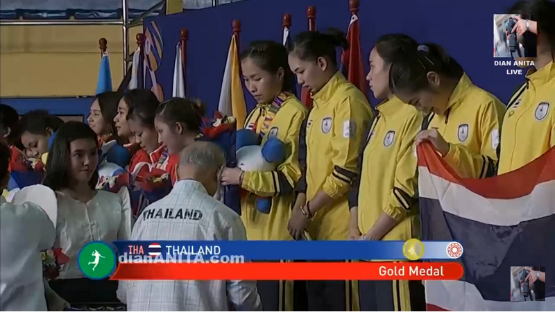 แบดมินตันทีมสาวไทยชนะอินโดนีเซีย คว้าแชมป์ซีเกมส์สมัยที่ 4 ติดต่อกัน