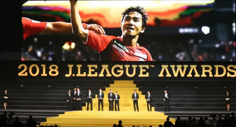 Comment แฟนบอลอาเซียนหลังชนาธิปได้รับเลือกเป็น 11 ผู้เล่นยอดเยี่ยมเจลีก