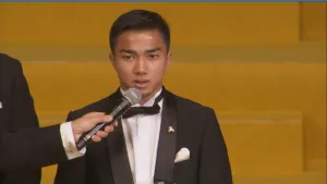 คอมเมนต์แฟนบอลญี่ปุ่นหลังชนาธิปคว้ารางวัล 11 ผู้เล่นยอดเยี่ยมเจลีก 2018