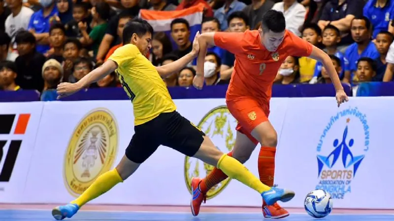 โต๊ะเล็กช้างศึกเฉือนมาเลย์หืดจับ 4-3 ประเดิมศึก SAT Intenational Futsal Championship 2020