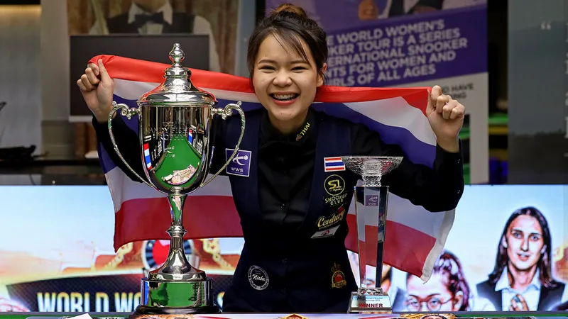 ใบพัด ศรีราชาคว้าแชมป์โลกสนุกเกอร์หญิงเป็นคนที่ 2 ของไทย